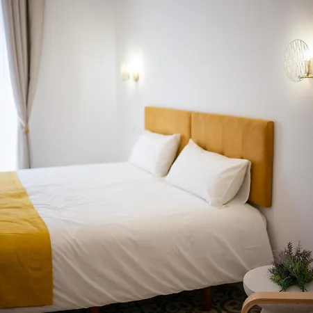 La Tienda Nueva 4*